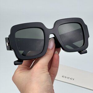Gucci GG1547S 001 BRAND NEW Sunglasses Black Grey Women Square